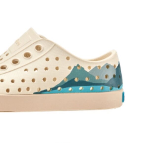 Native Shoes Kids Jefferson Child Slip on Sneaker - Picture 2 of 5